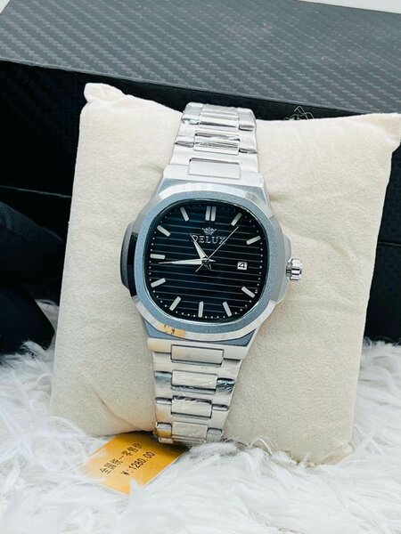 Montre Delux homme élégante