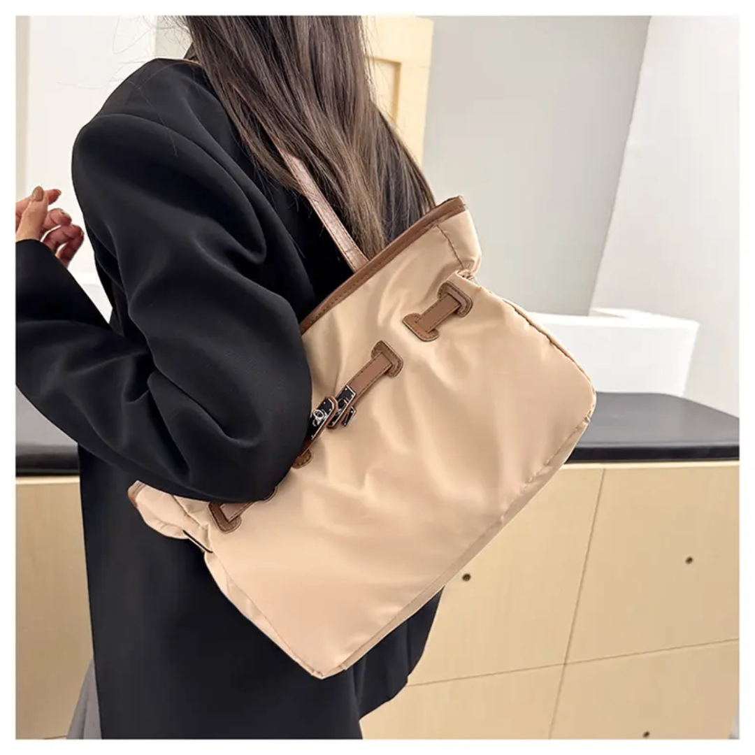 Sac à main en cuir élégant