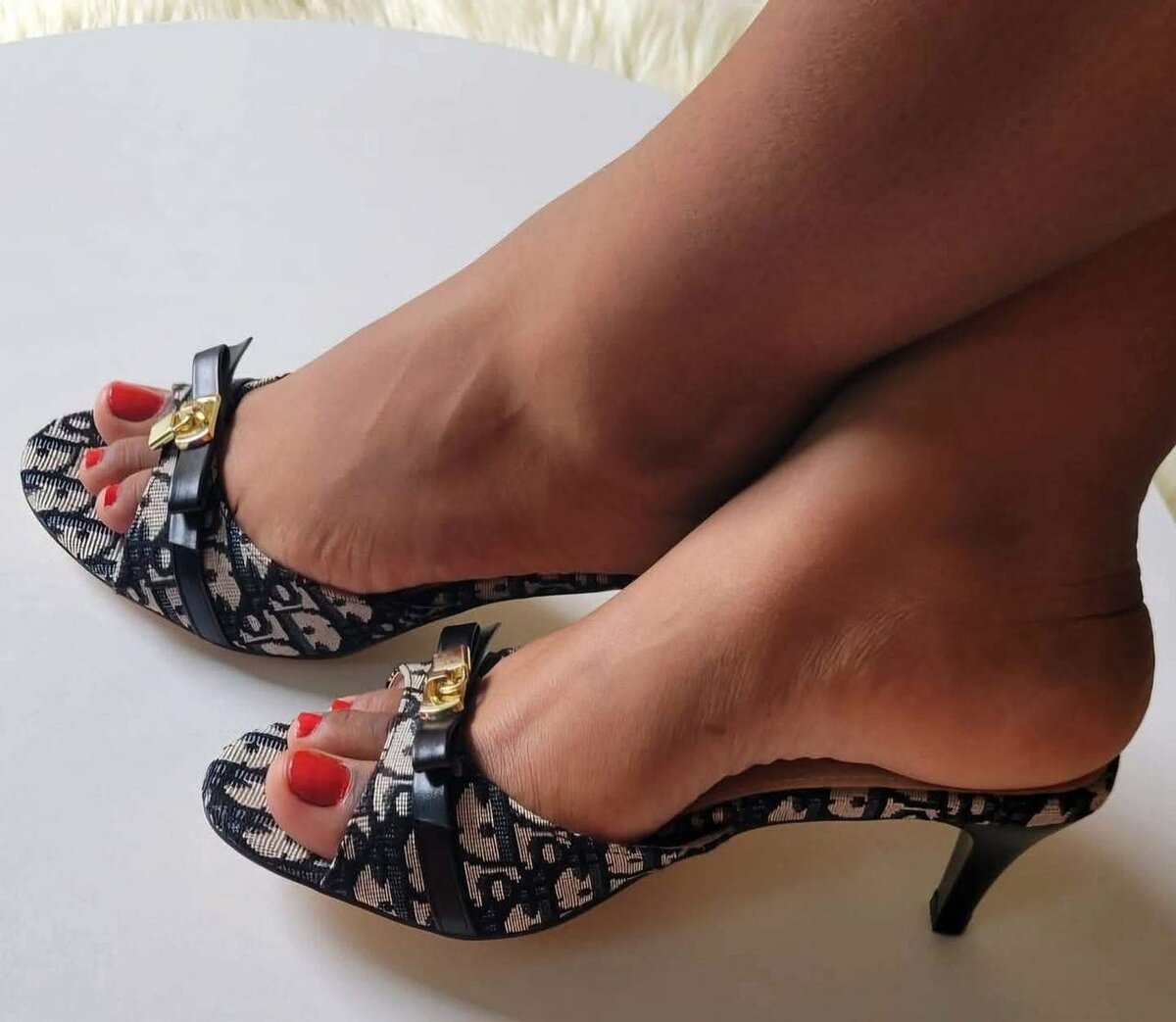 Mules à talon élégantes