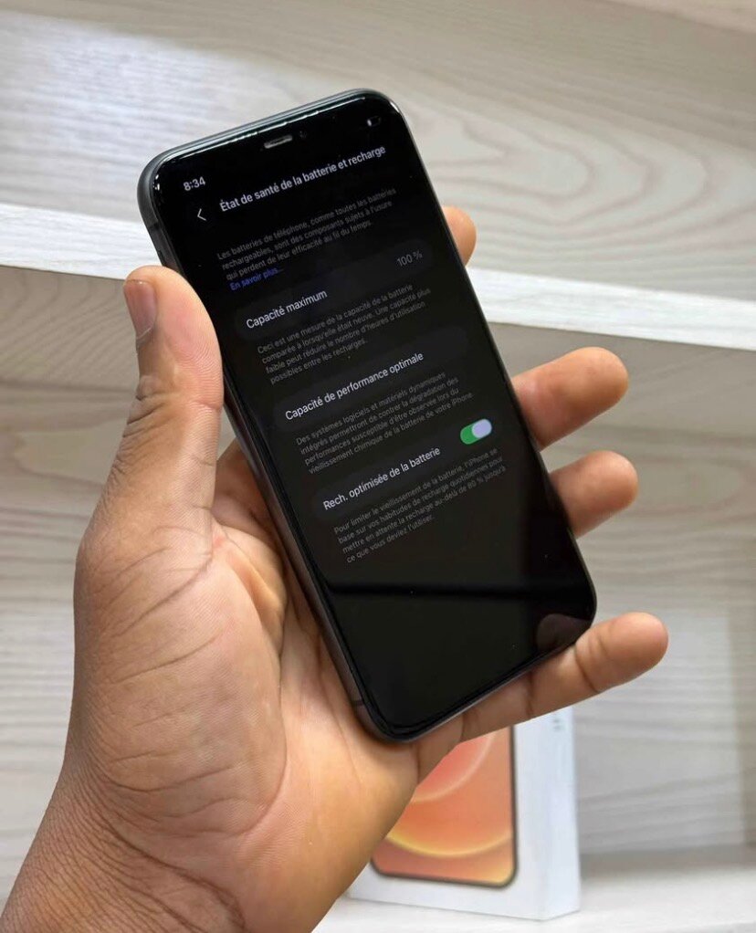 iPhone 11 64 Go Noir