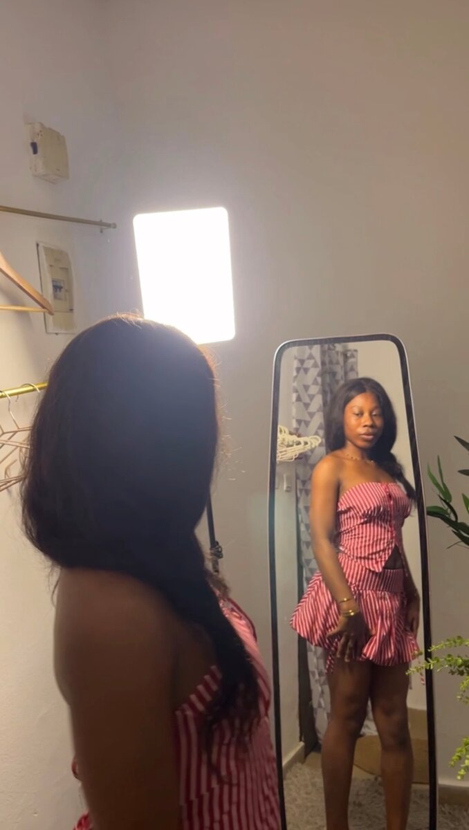 Robe d'été rouge rayée