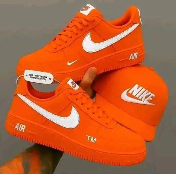 Nike Air Force 1 Orange