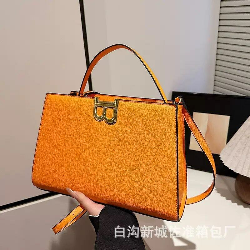 Sac à Main Élégant en Cuir