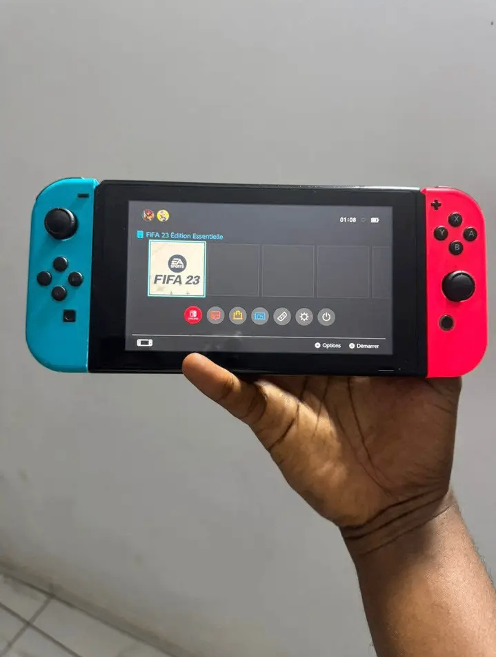 Nintendo Switch