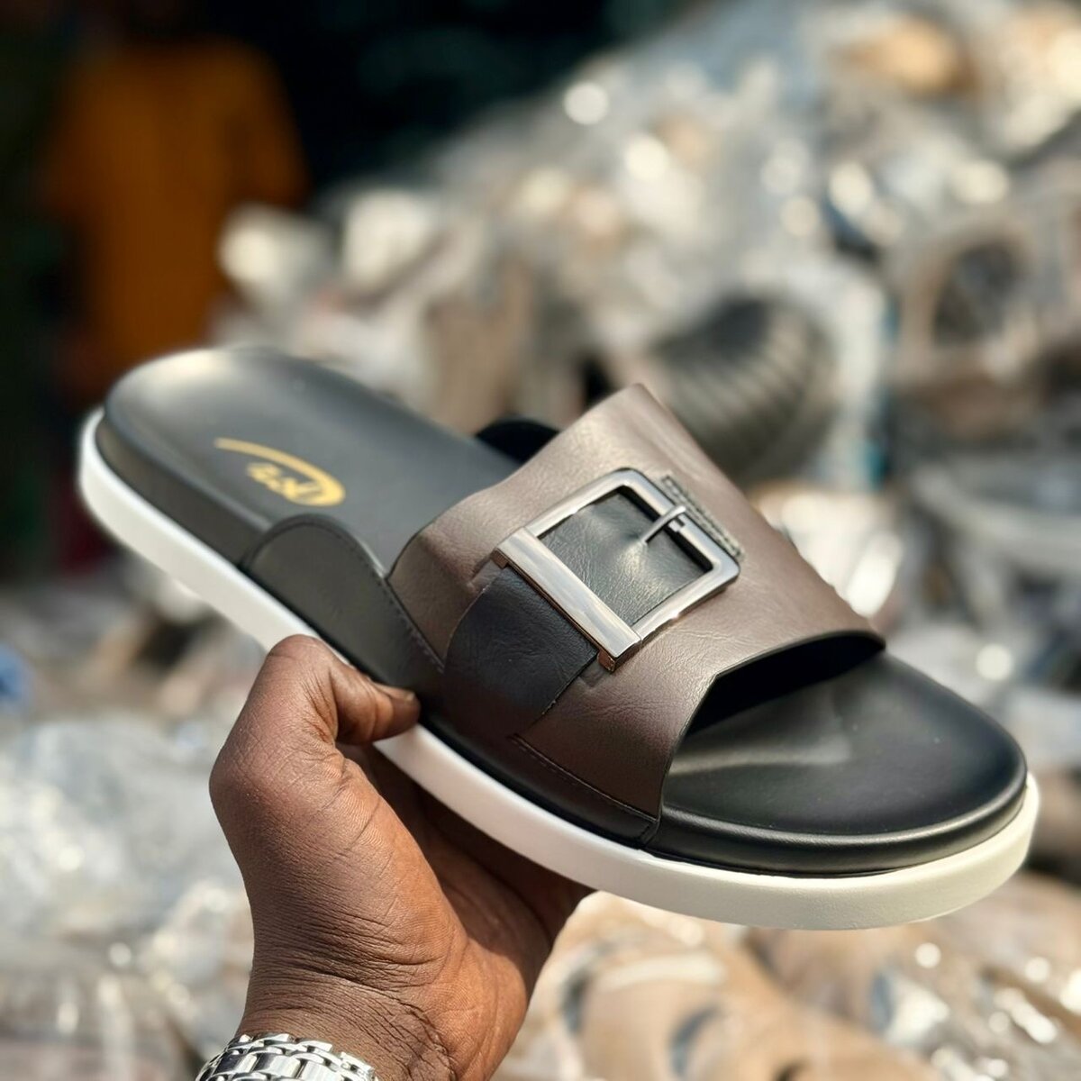 Sandales en cuir pour homme