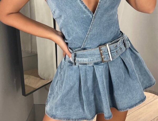 Jupe courte en jean tendance