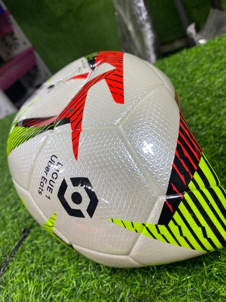 Ballon de football résistant