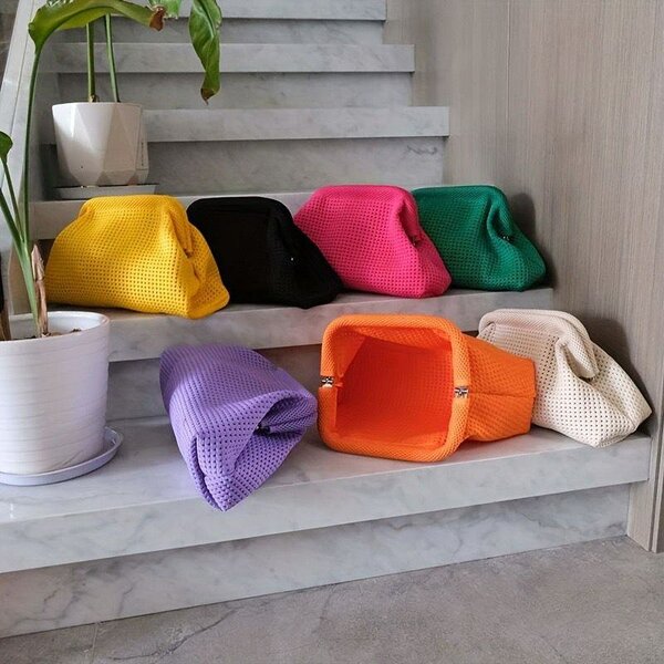 Trousse de toilette colorée