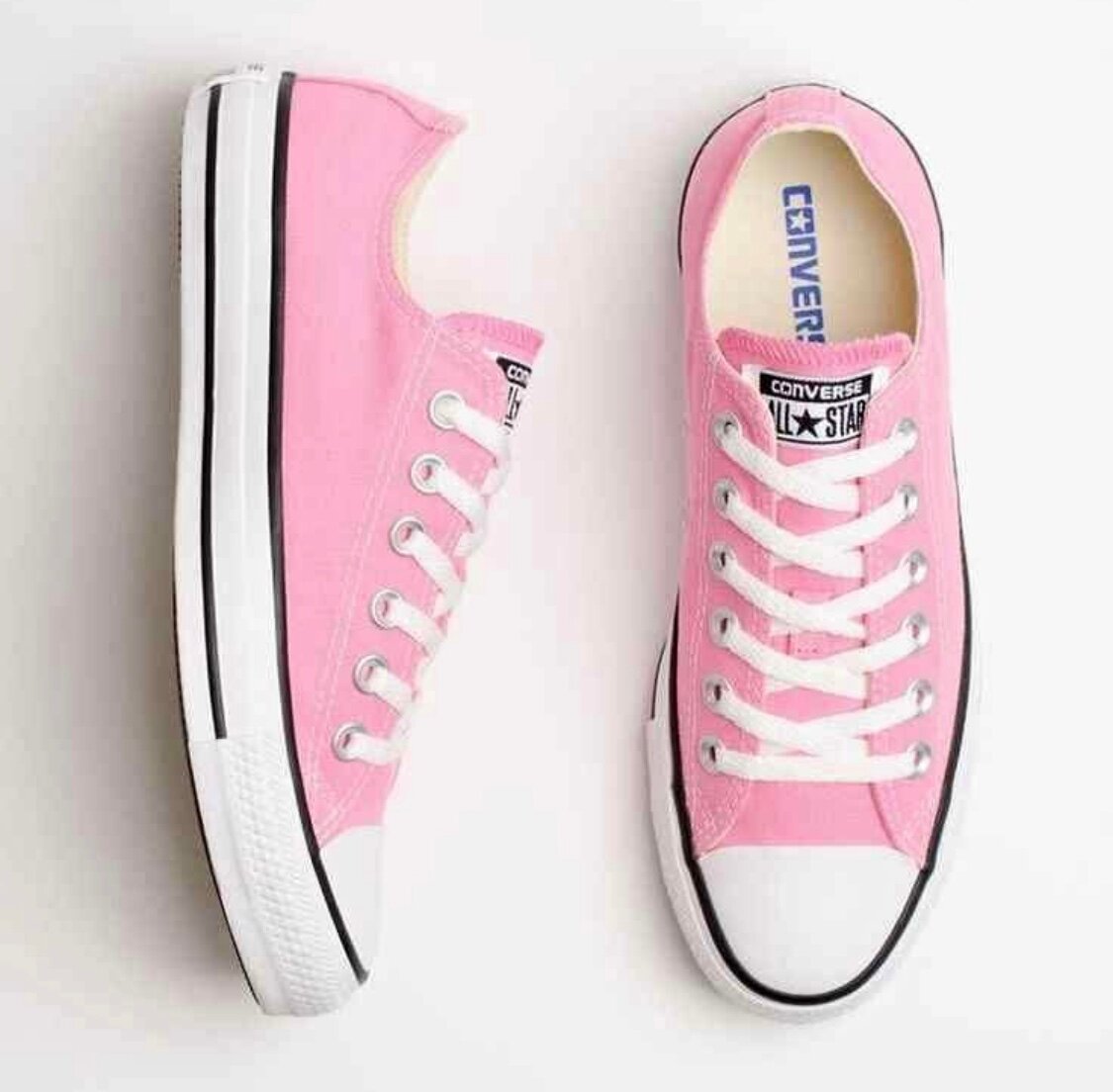 Sneakers roses basses
