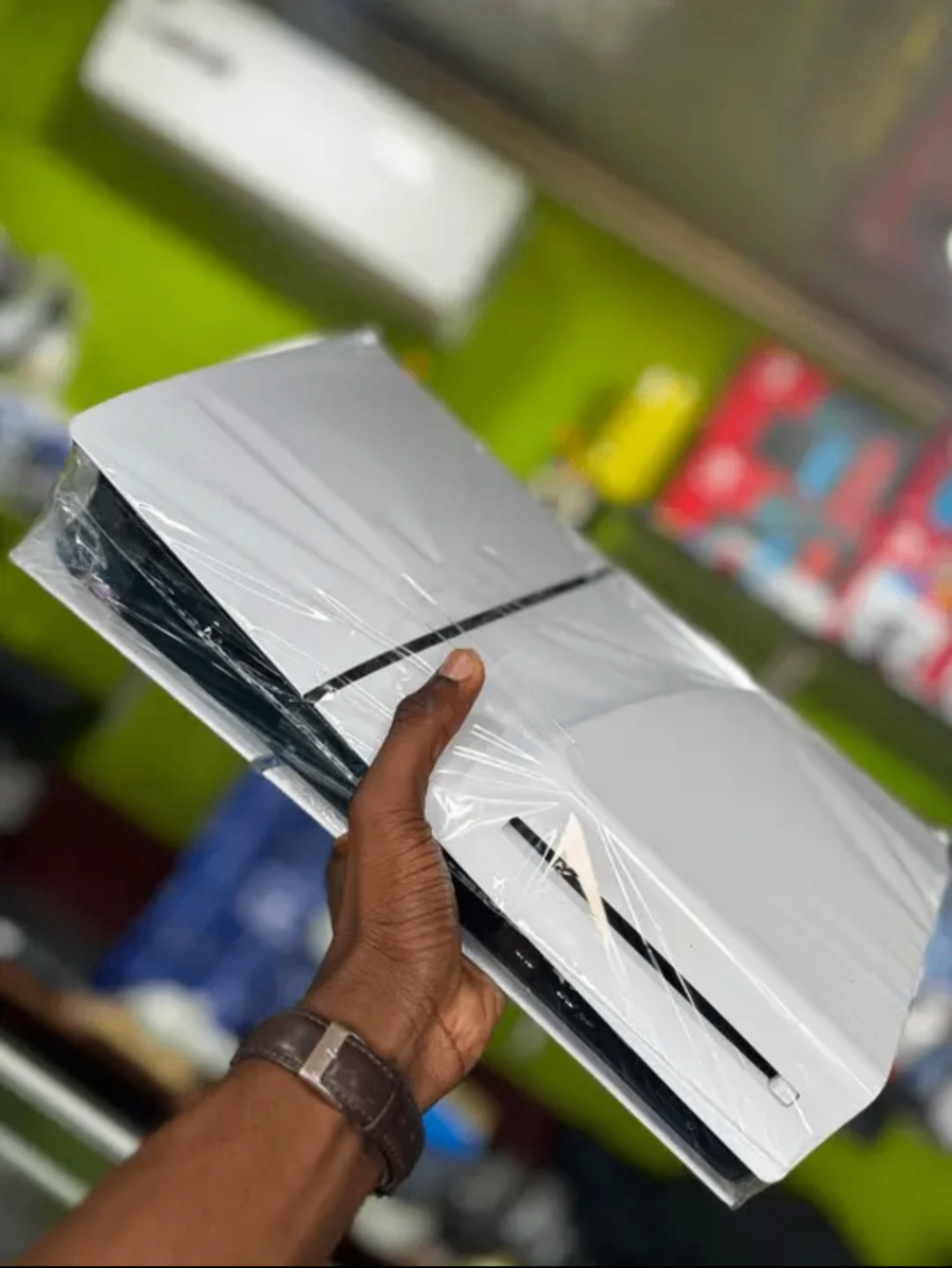 Console PS5 avec accessoires