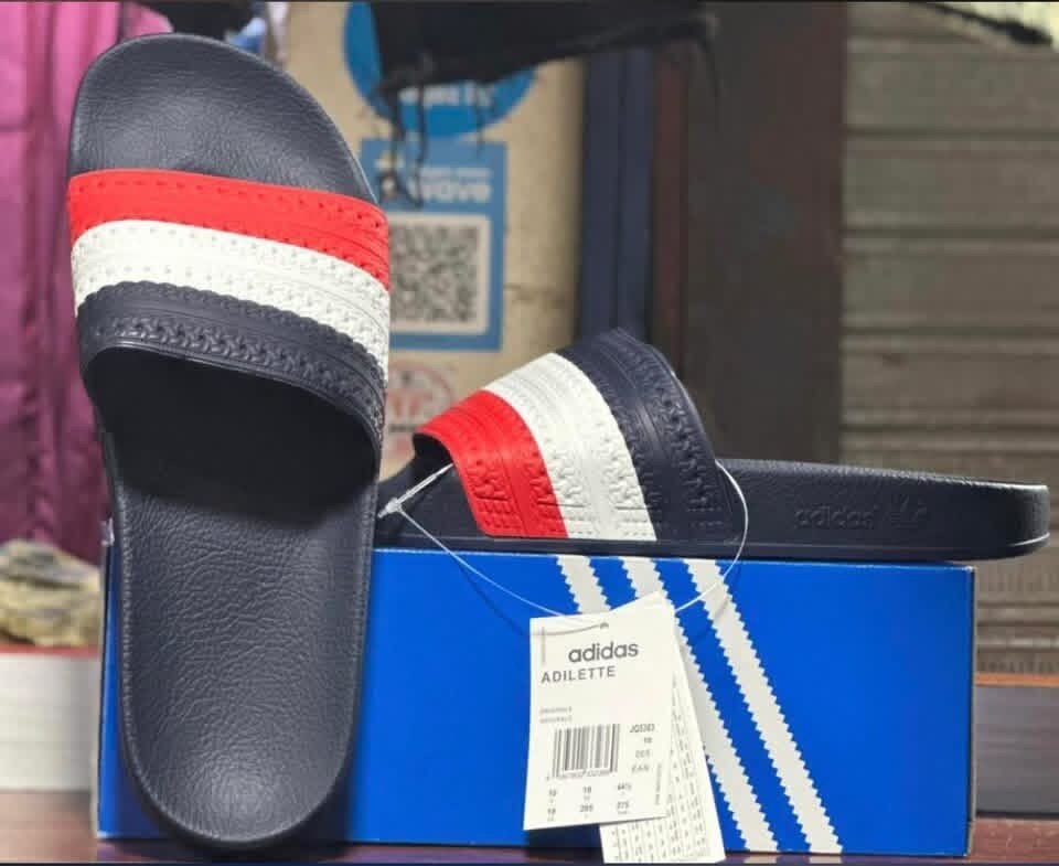 Claquettes confort homme