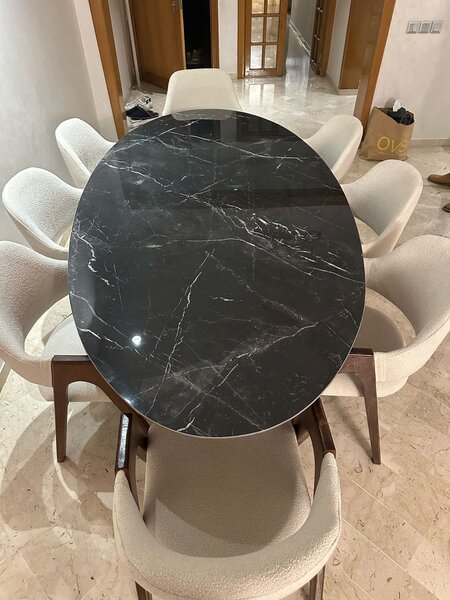 Table en marbre pour salle à manger