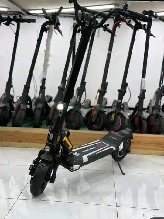 Ninebot eKickscooter électrique