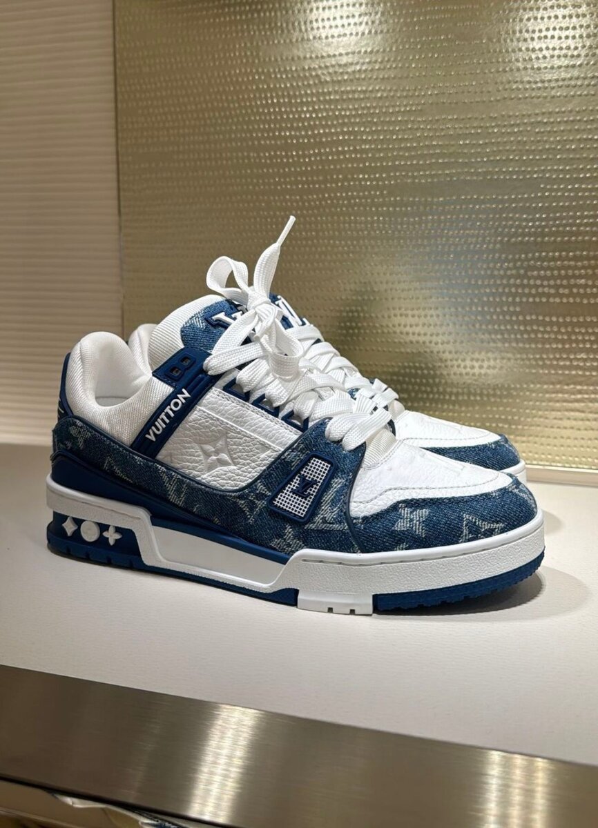 Sneakers LV