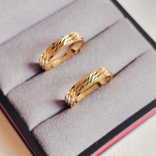 Bagues de fiançailles luxueuses