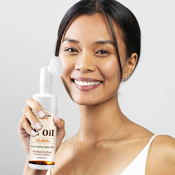 Mousse Nettoyante à la Vitamine E