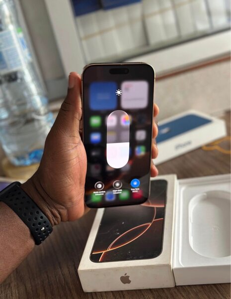 iPhone 16 pro max 256GO