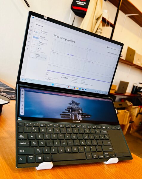 Asus ZenBook Duo Core i7 11e