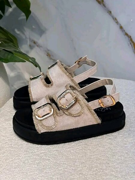 Sandales compensées en denim