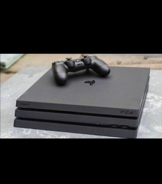 Console Sony PS4 avec Manette