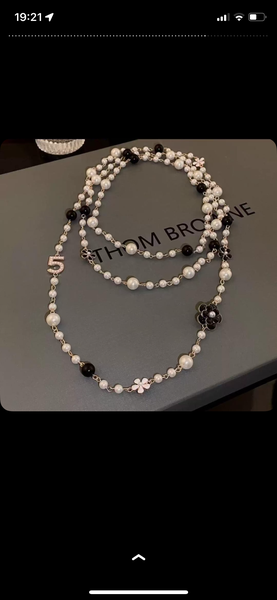 Collier Perles Élegant