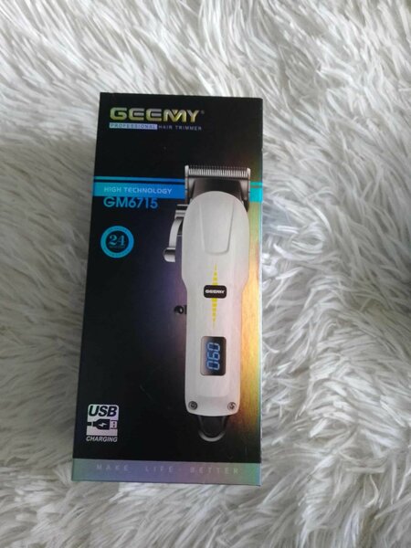 Tondeuse électrique Geemy GM6715