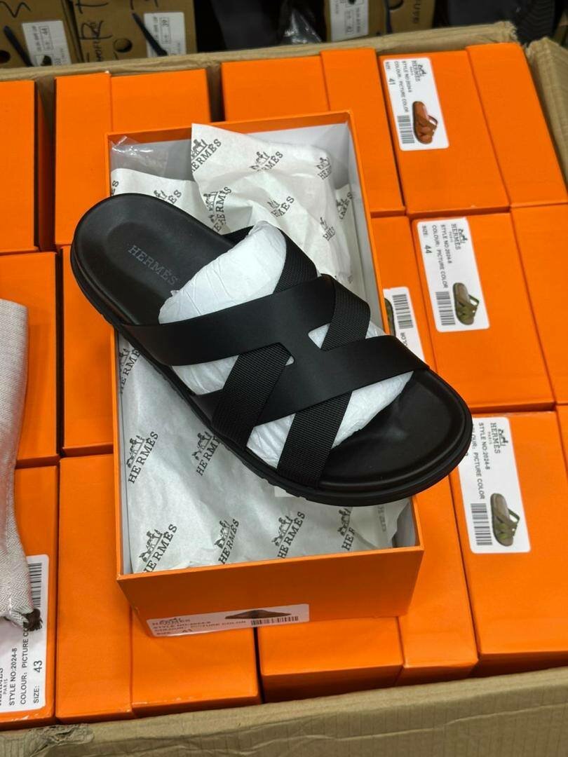 Sandales Hermès élégantes