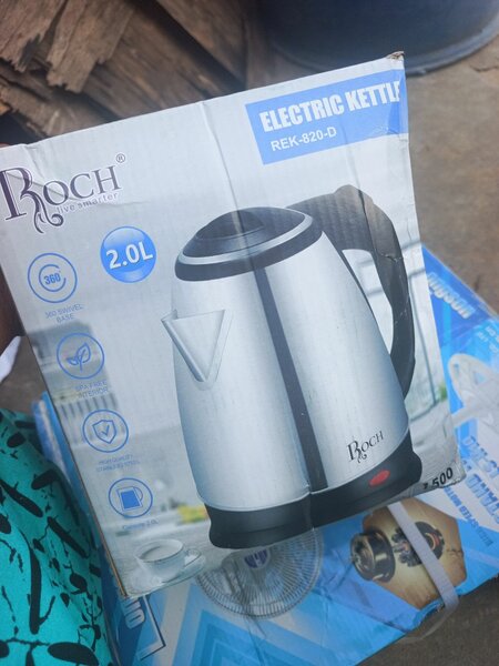 Bouilloire Électrique 2L Roch