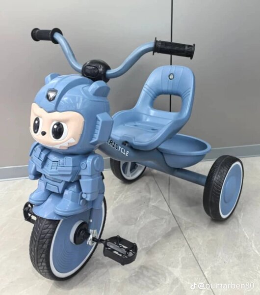 Tricycle pour enfants robot