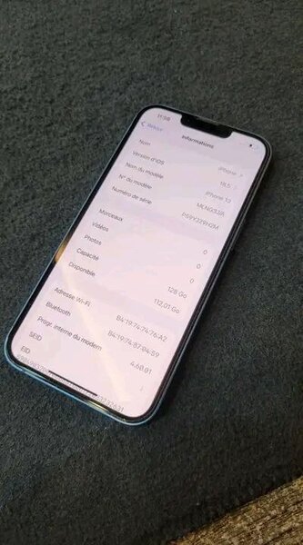iPhone bleu dernier modèle