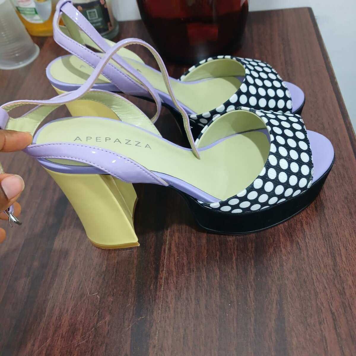 Sandales Apepazza à talons élégants