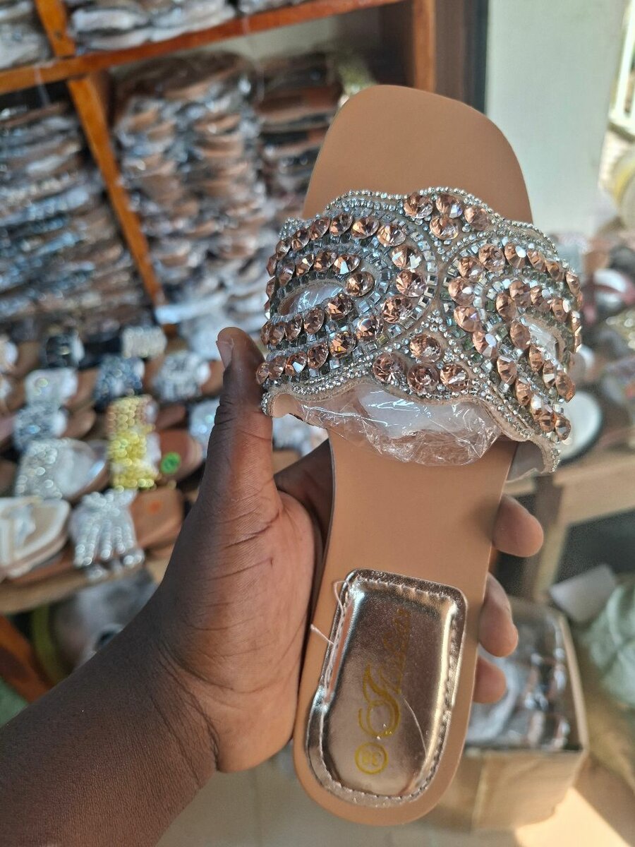 Stylish Women’s Slide Sandals