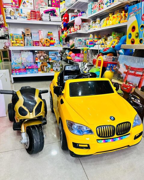 Ensemble voiture et moto pour enfants