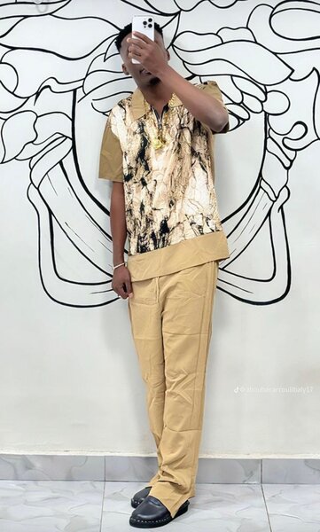 Ensemble chic beige et motif