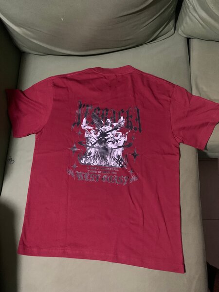 T-shirt rouge imprimée