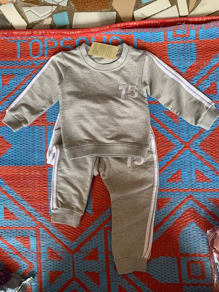 Ensemble de survêtement enfant