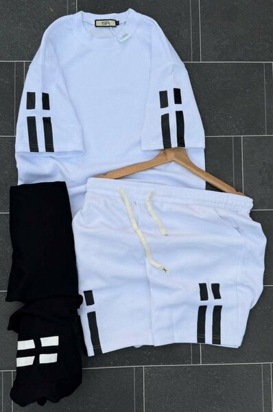 Ensemble de jogging moderne