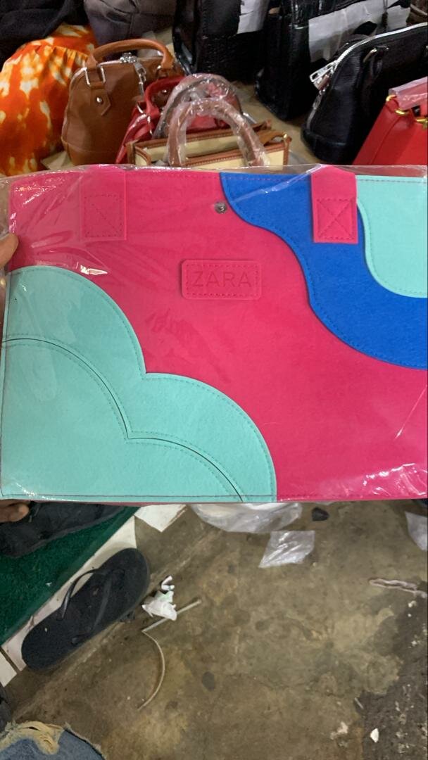 Sac fourre-tout ZARA coloré