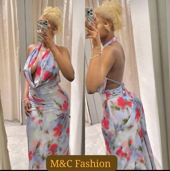 Robe dos nu florale élégante