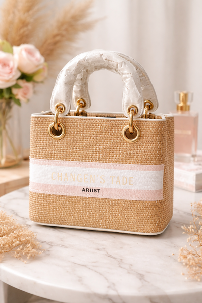 Sac à main en paille élégant
