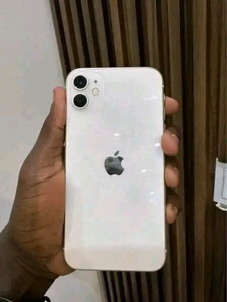 iPhone 11 Blanc Débloqué