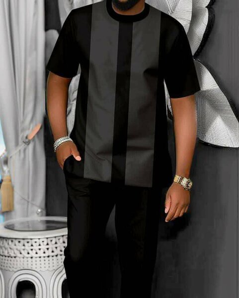 T-shirt noir élégant homme