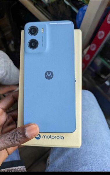 Smartphone Motorola E5 Bleu 5G