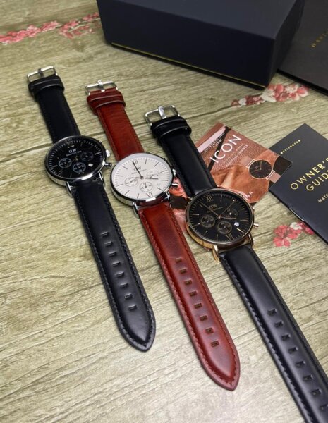 Montres Élégantes en Cuir