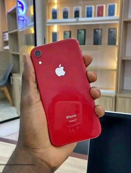 iPhone rouge performant