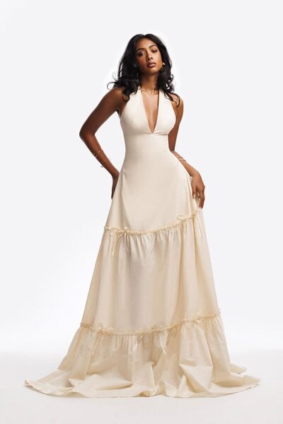 Robe élégante en crêpe ivoire