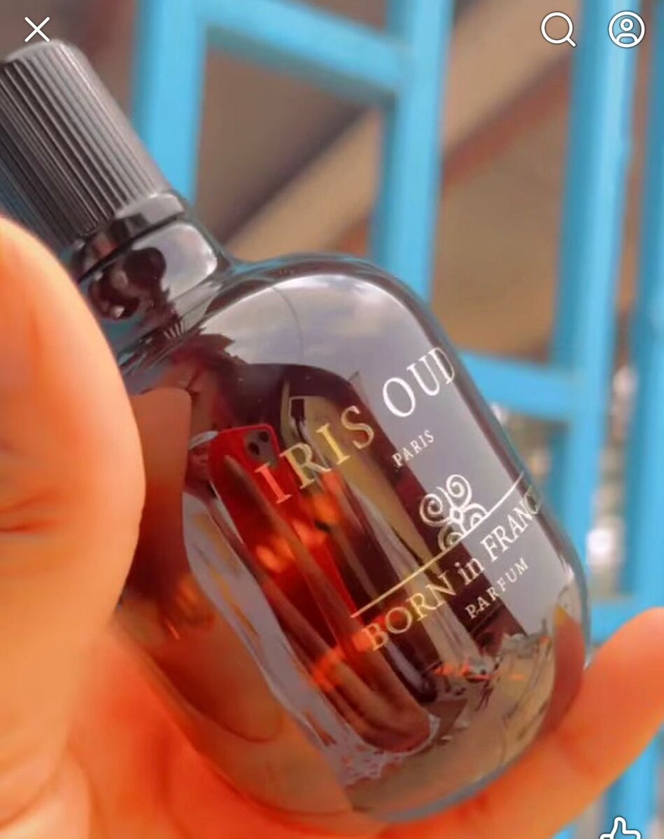 Parfum Iris Oud de Paris