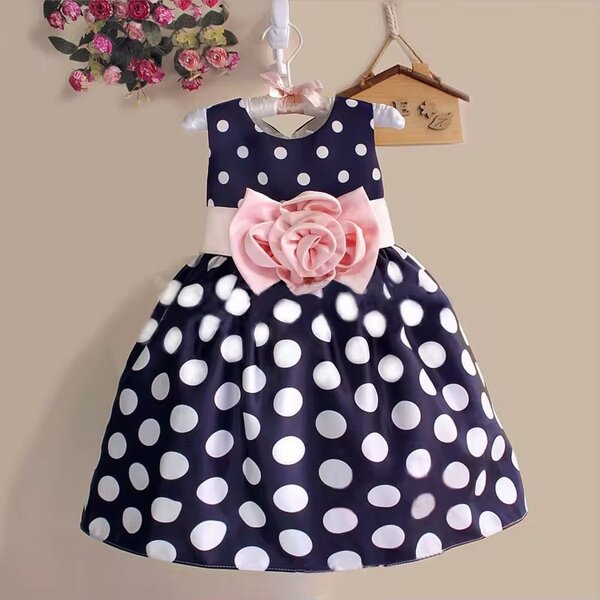 Robe de fille à motifs papillons