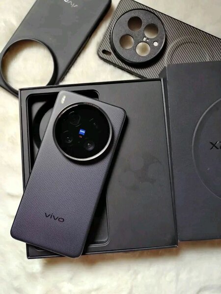 Vivo X200 Ultra Smartphone