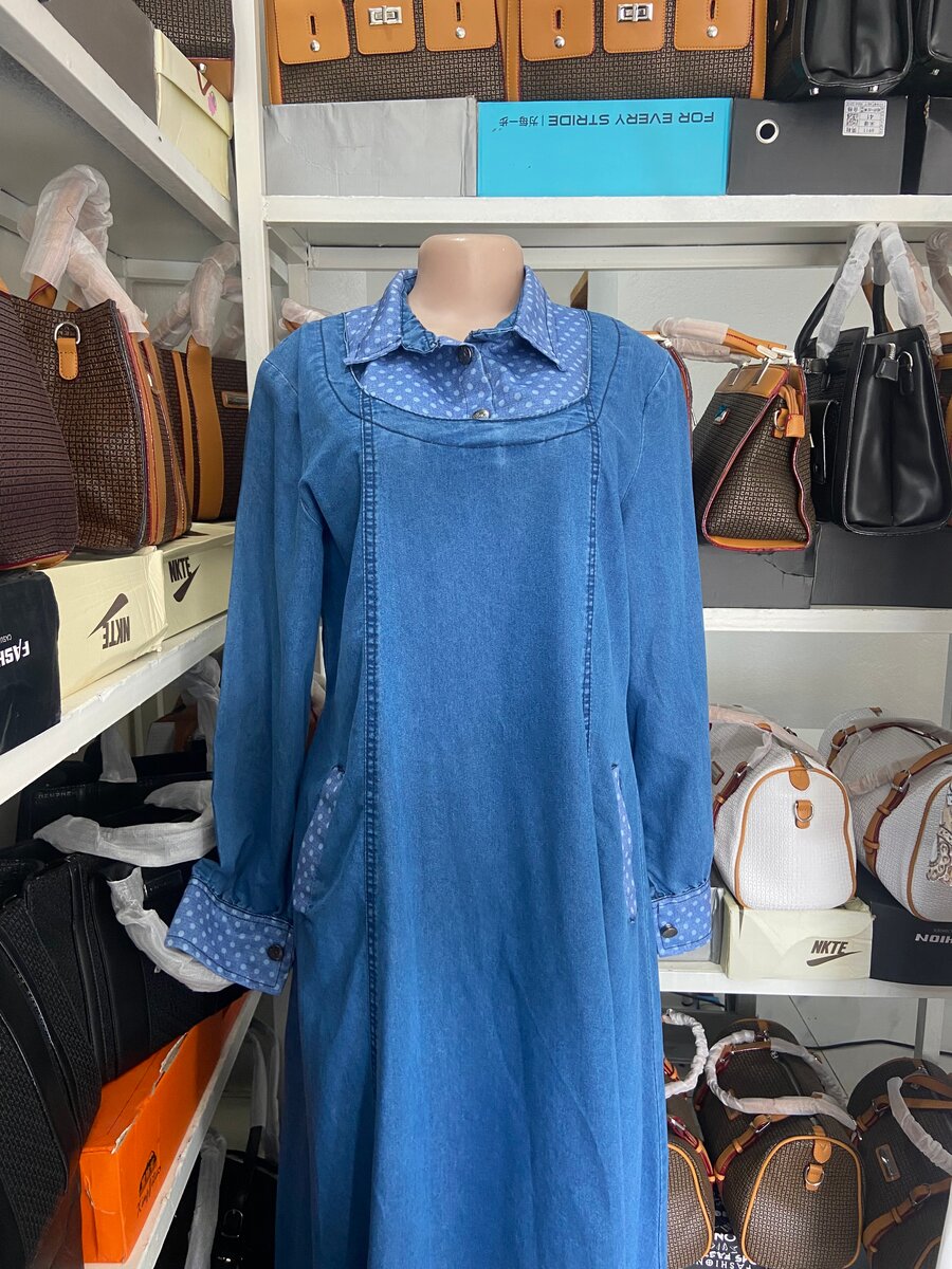 Robe longue élégante en jean